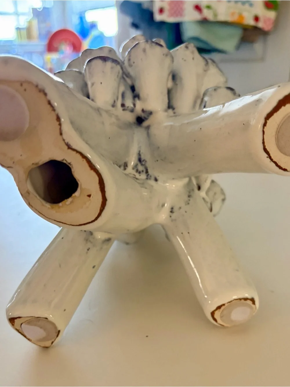 Tulipiere vase.